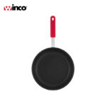 Sartén winco antiadherente de 8" magestic con mango rojo AFP-8NS-H